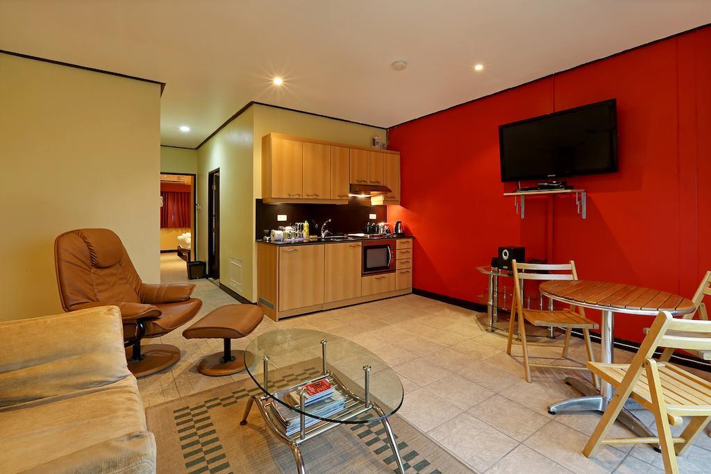 Karon Angus O'Tool'S Guesthouse חדר תמונה