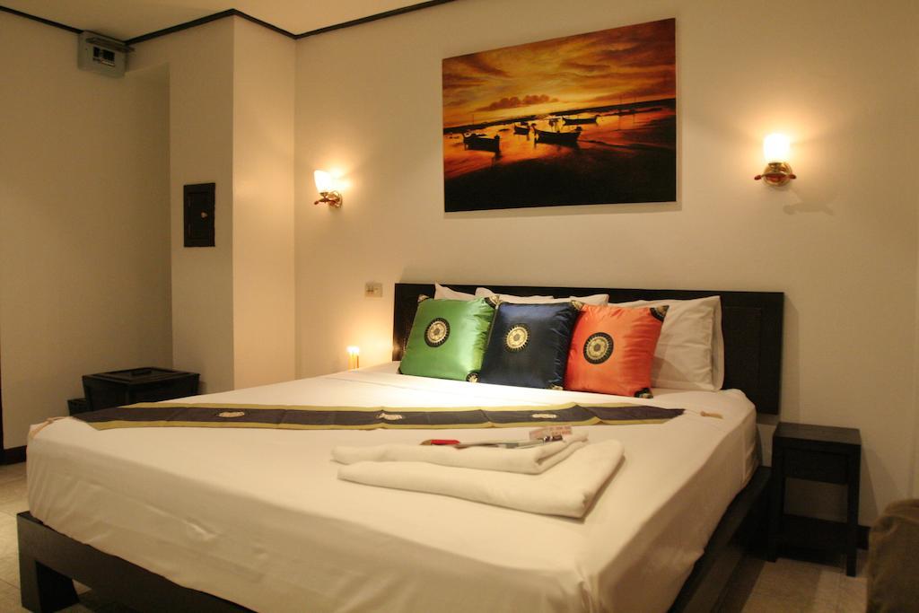 Karon Angus O'Tool'S Guesthouse מראה חיצוני תמונה